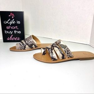 Marc Fisher Leather Snakeskin Print Sandals Size 7